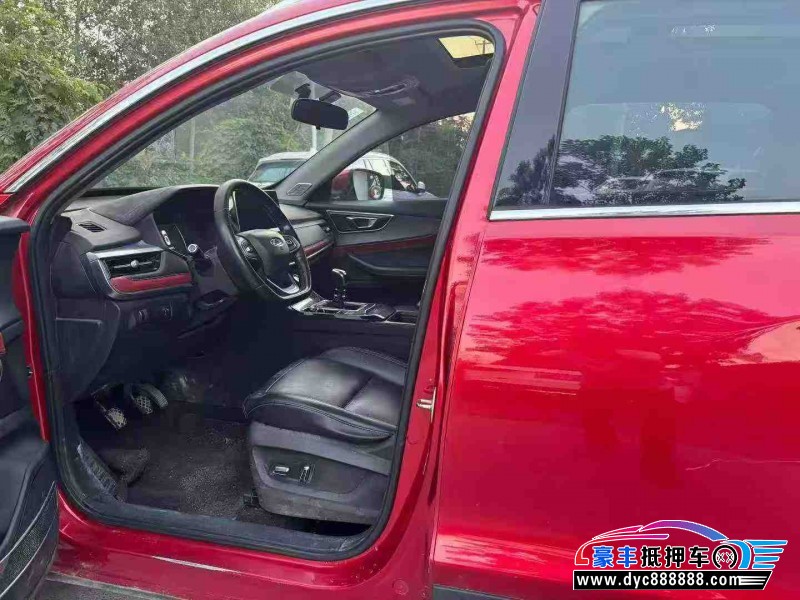 20年奇瑞瑞虎7轿车抵押车出售