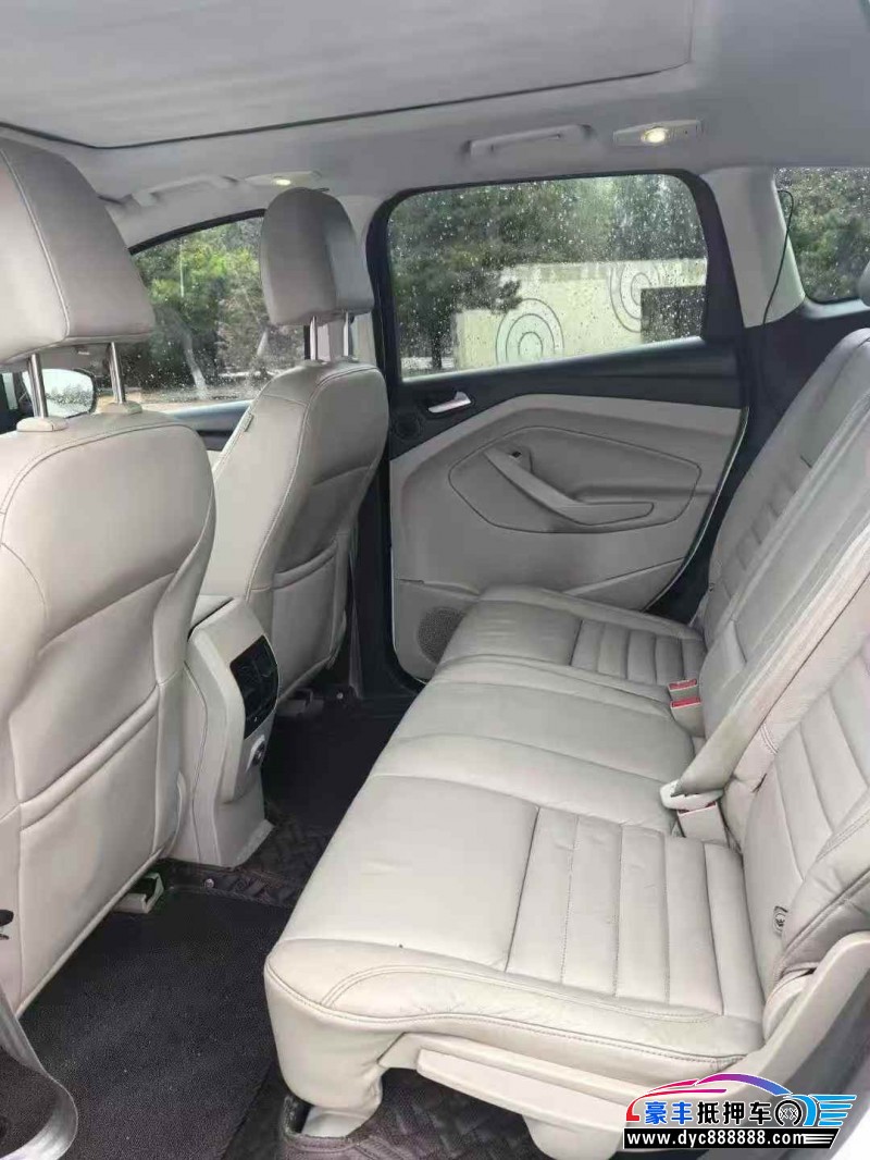 14年福特翼虎轿车抵押车出售