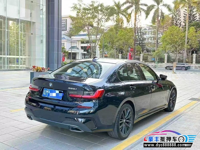 20年宝马3系轿车抵押车出售