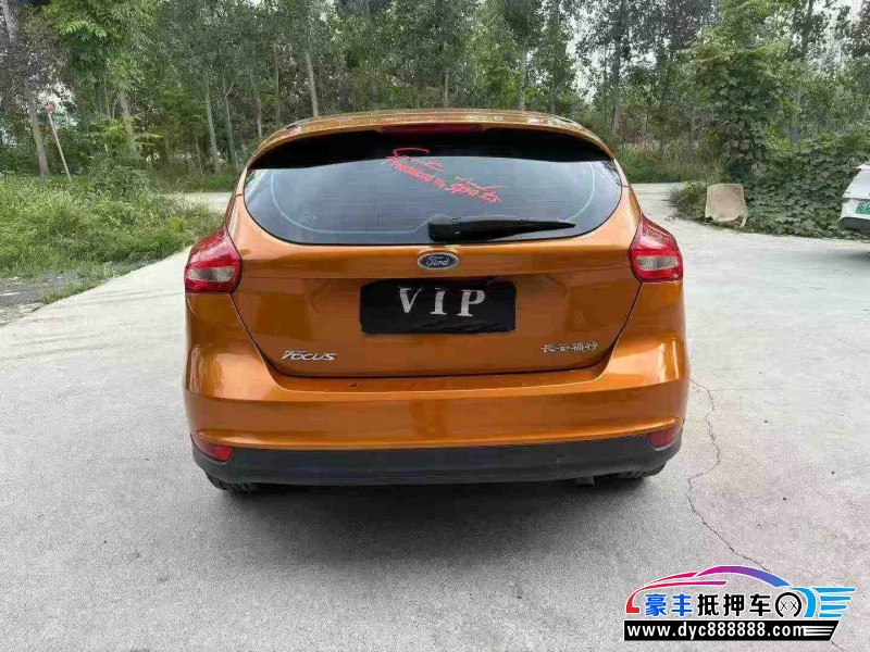 17年福特福克斯轿车抵押车出售