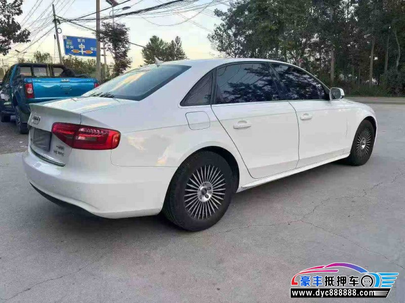 14年奥迪A4L轿车抵押车出售