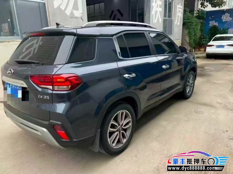 19年现代ix35轿车抵押车出售