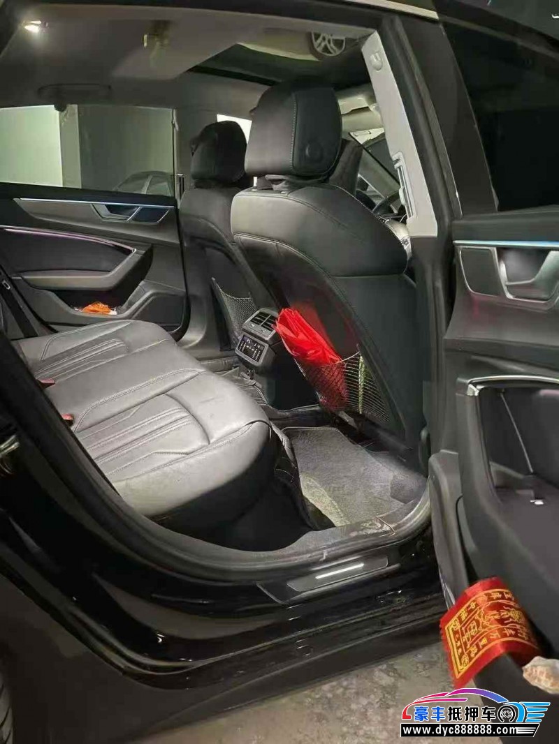 24年奥迪A7轿车抵押车出售