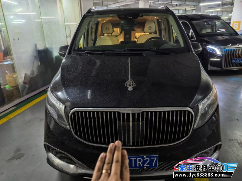 20年奔驰V轿车抵押车出售