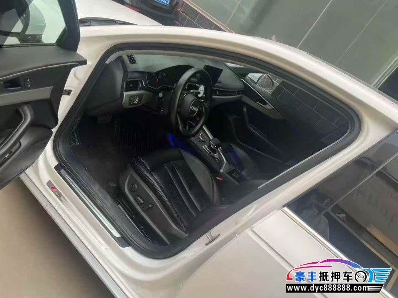 20年奥迪A4L轿车抵押车出售