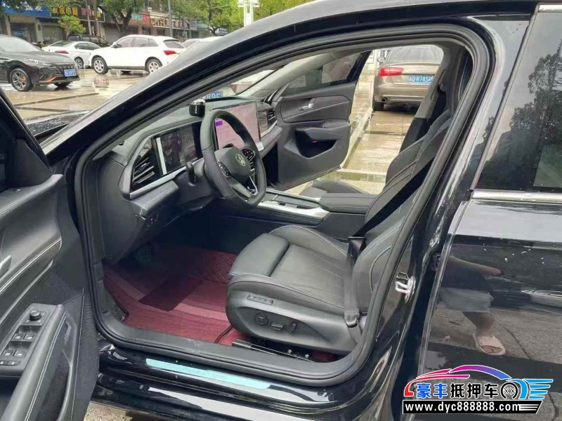 25年大众帕萨特轿车抵押车出售