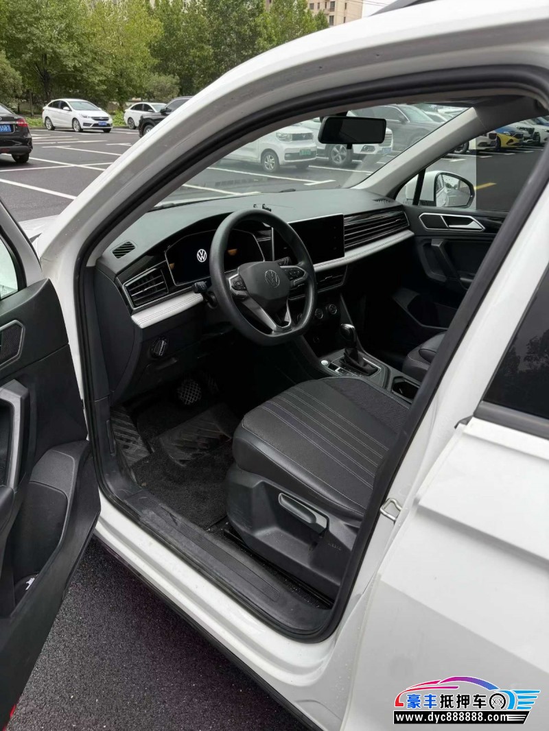 22年大众途观轿车抵押车出售