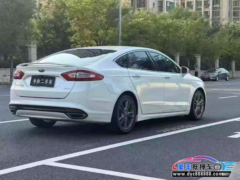 15年福特蒙迪欧轿车抵押车出售