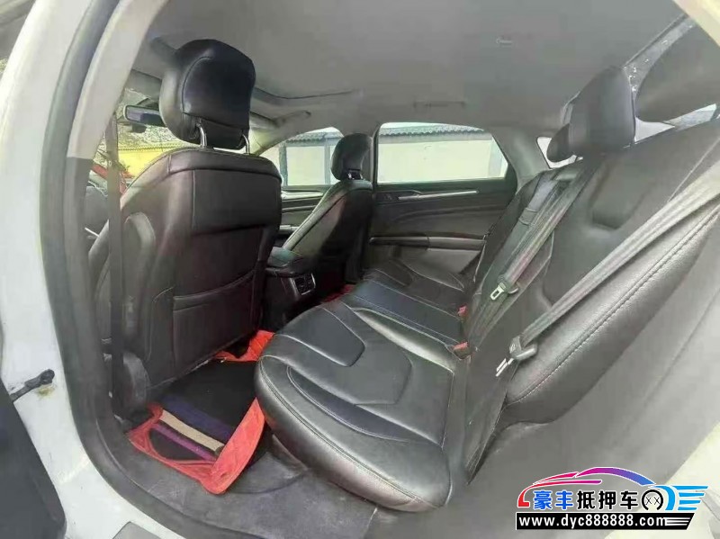 15年福特蒙迪欧轿车抵押车出售