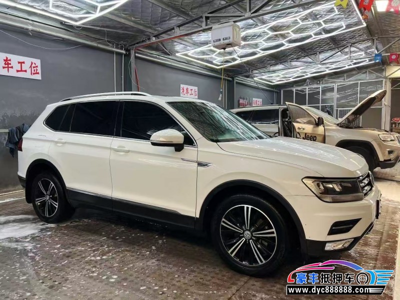 20年大众途观轿车抵押车出售