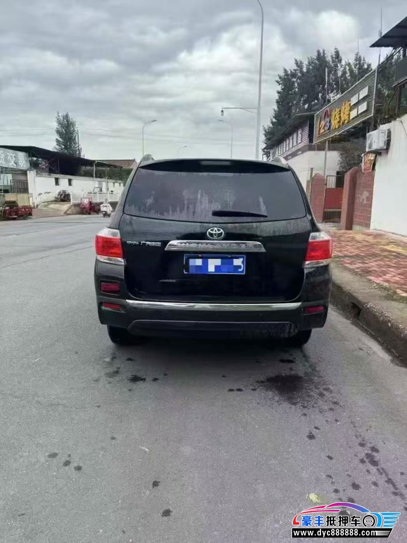 14年丰田汉兰达轿车抵押车出售