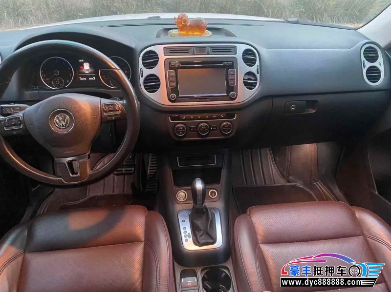 15年大众途观轿车抵押车出售