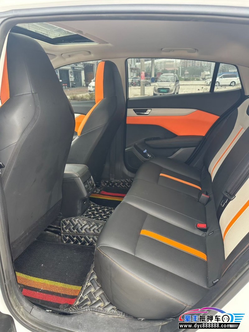 22年东风风神奕炫轿车抵押车出售