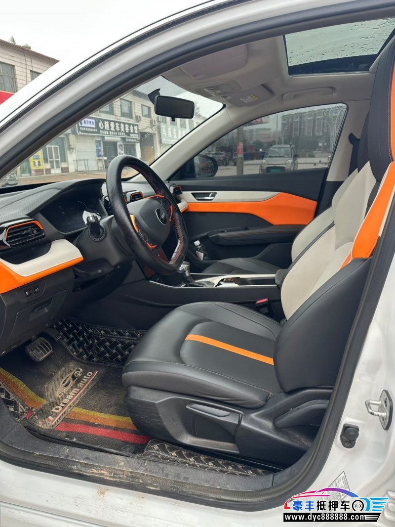 22年东风风神奕炫轿车抵押车出售