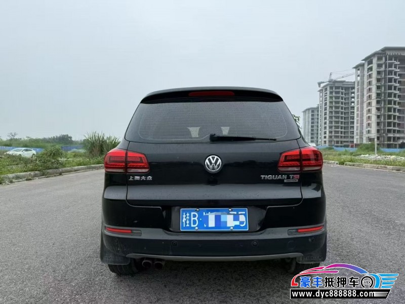 14年大众途观轿车抵押车出售