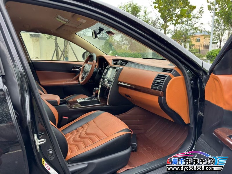 14年丰田锐志轿车抵押车出售