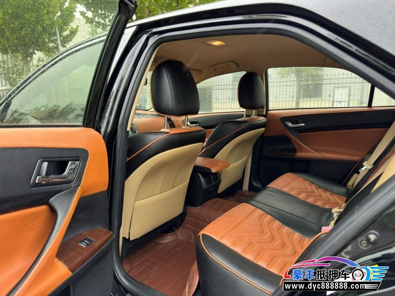 14年丰田锐志轿车抵押车出售