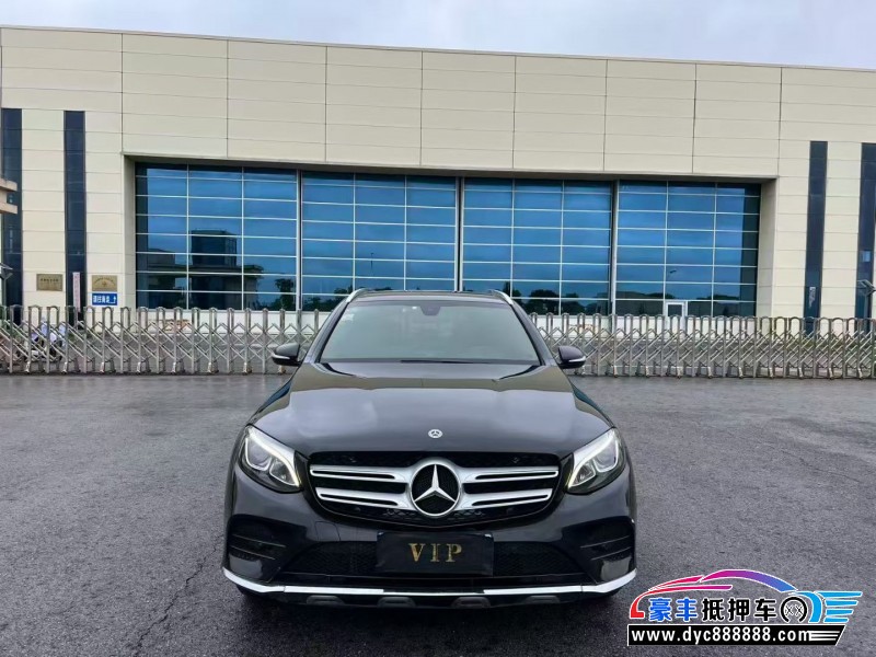 18年奔驰GLC轿车抵押车出售