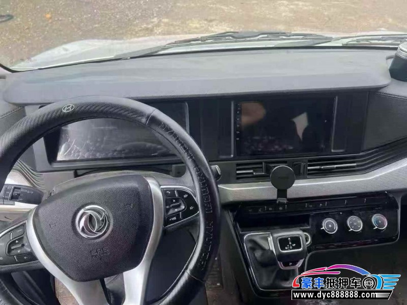 24年东风御风轿车抵押车出售