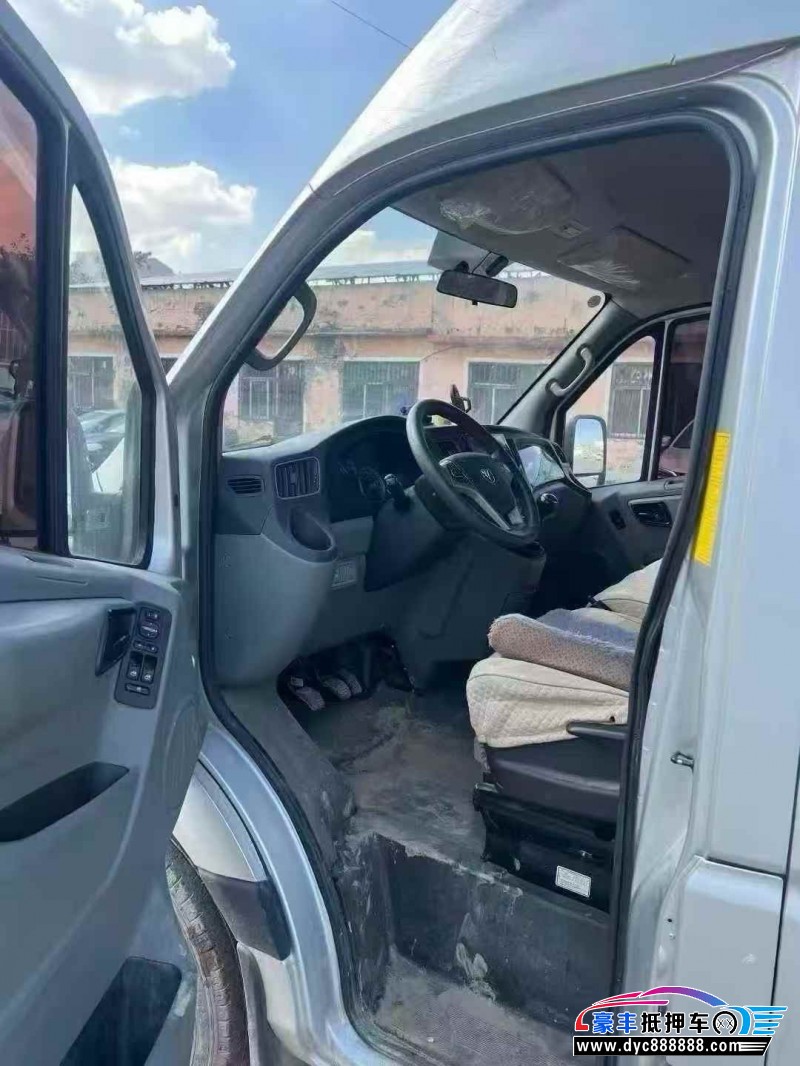 24年福田图雅诺轿车抵押车出售