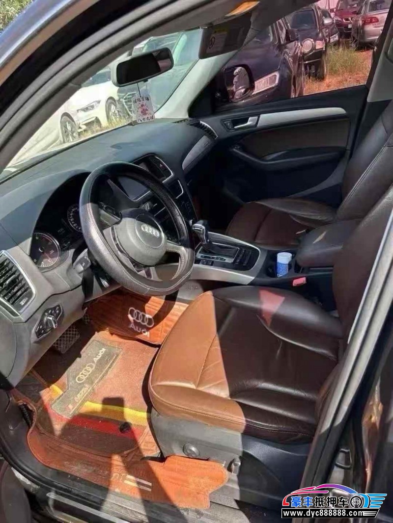 14年奥迪Q5轿车抵押车出售