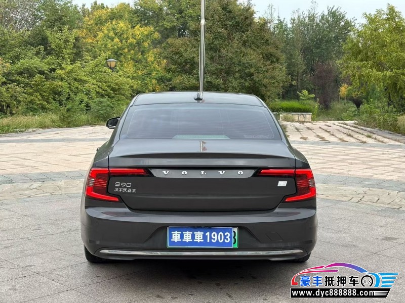 21年沃尔沃S90轿车抵押车出售