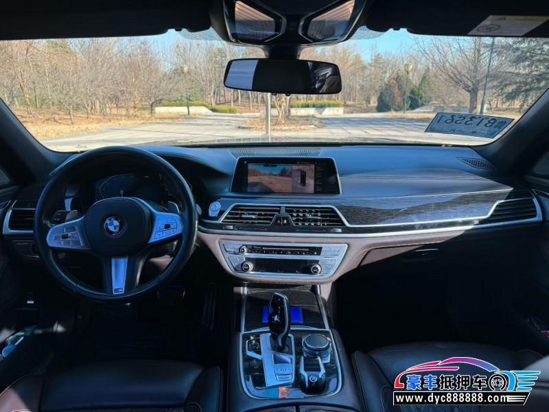 19年宝马7系轿车抵押车出售