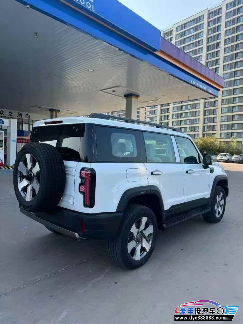 25年北京BJ40轿车抵押车出售