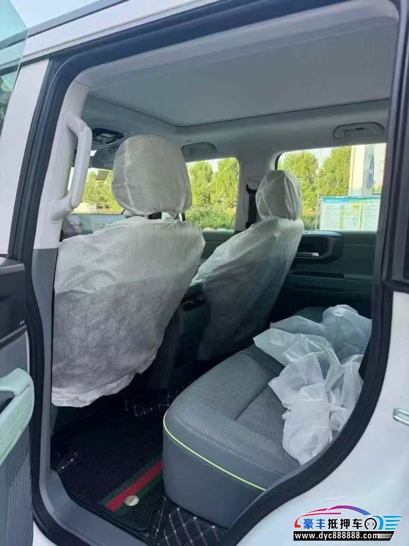 25年北京BJ40轿车抵押车出售