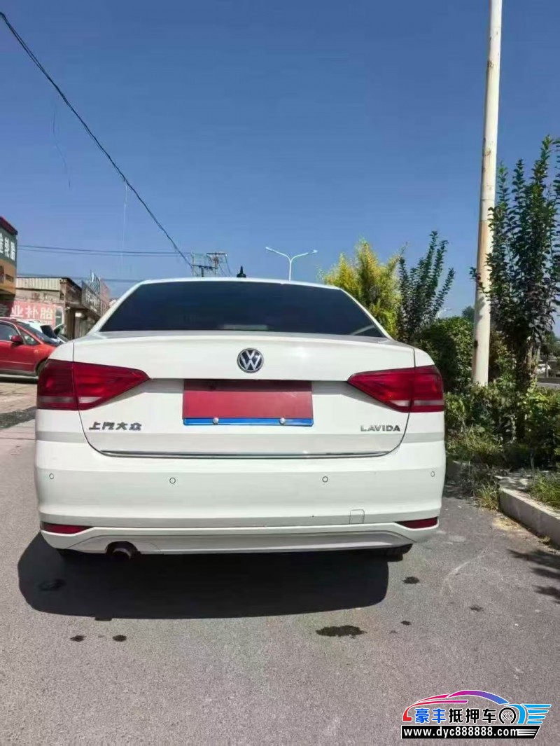 17年大众朗逸轿车抵押车出售