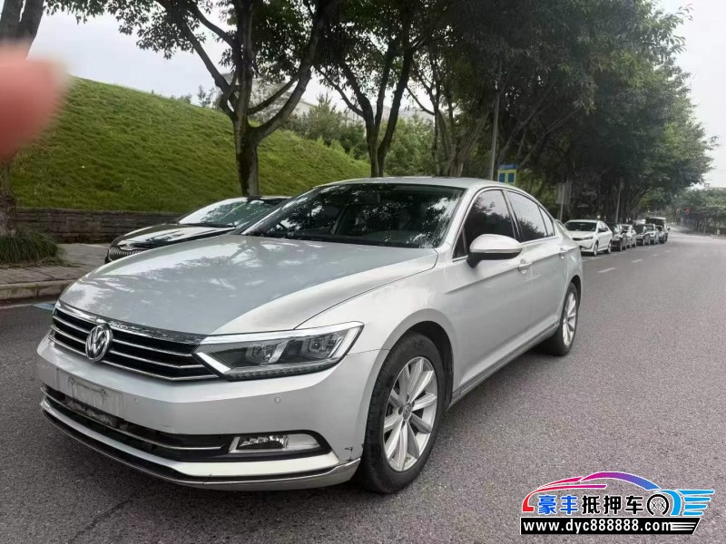 20年大众迈腾轿车抵押车出售