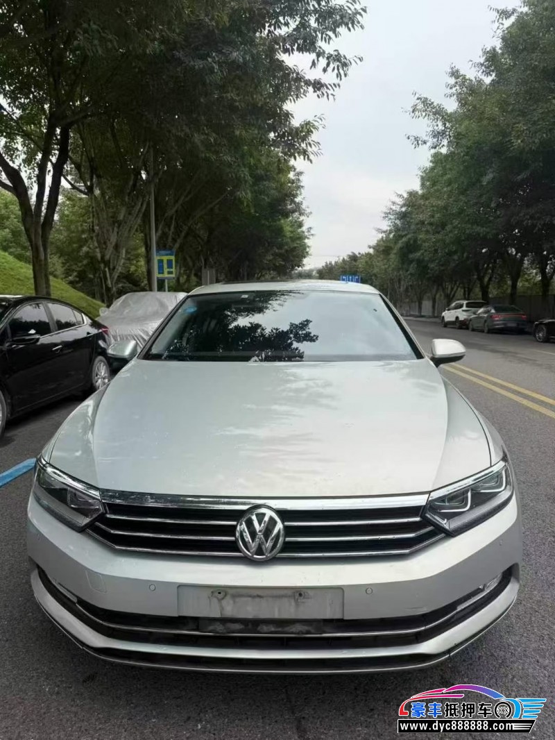 20年大众迈腾轿车抵押车出售