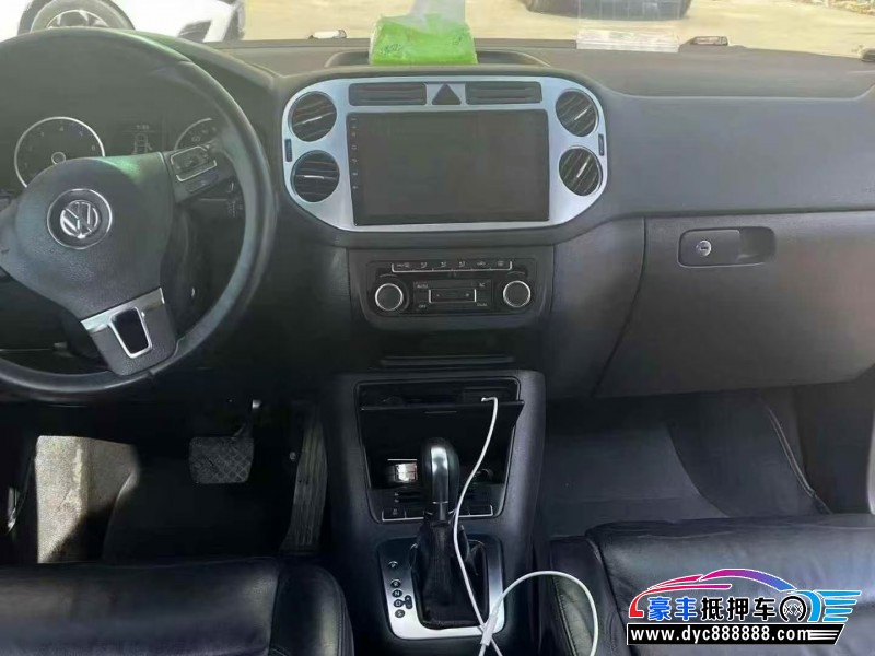 12年大众途观轿车抵押车出售