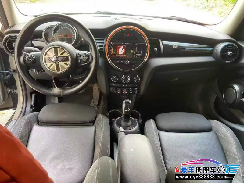 19年宝马MINI轿车抵押车出售