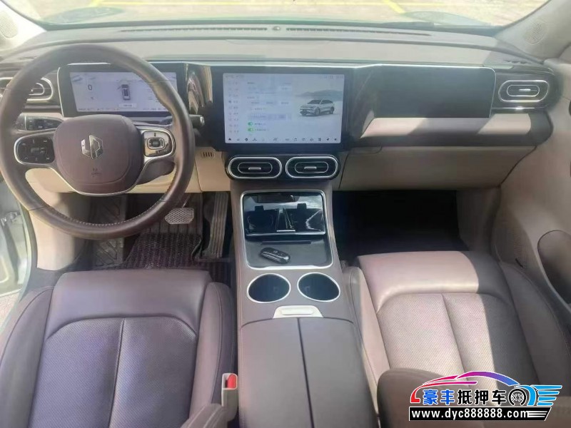 23年零跑C11轿车抵押车出售