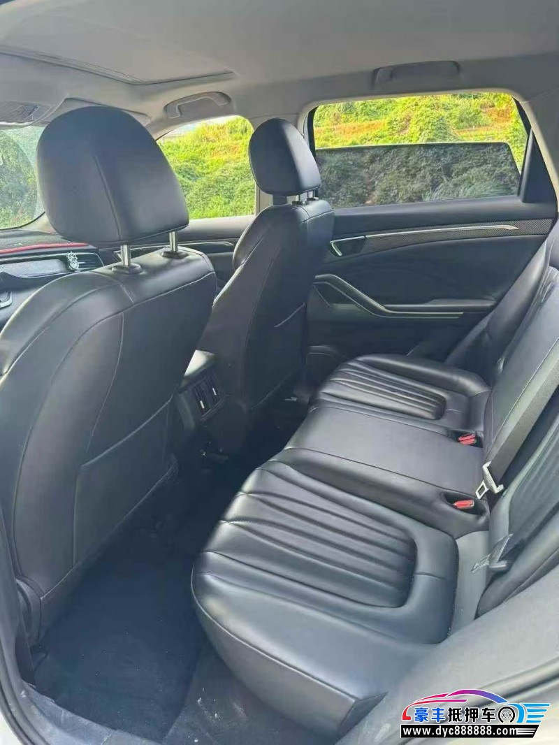 23年奔腾T55轿车抵押车出售