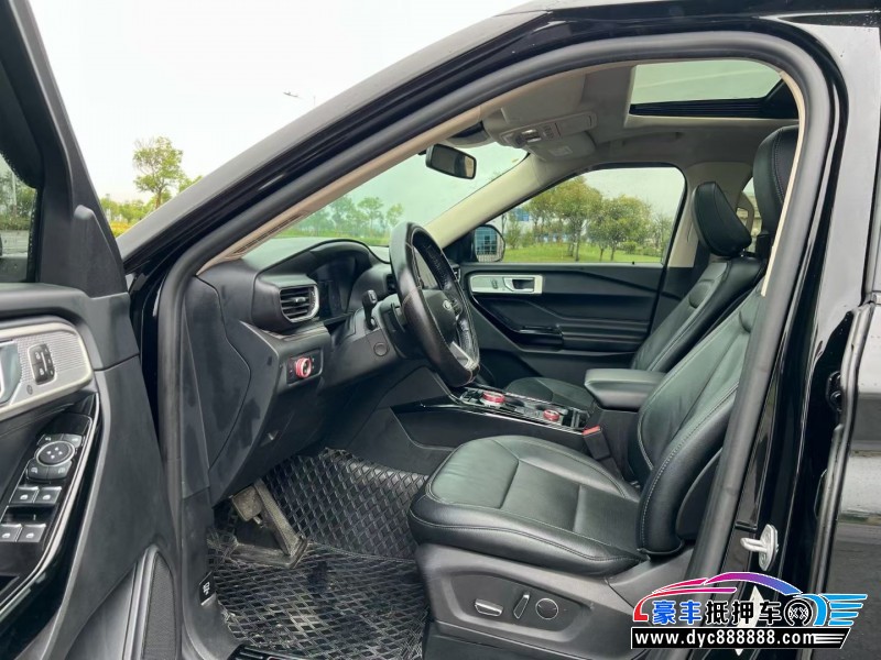 22年福特探险者轿车抵押车出售