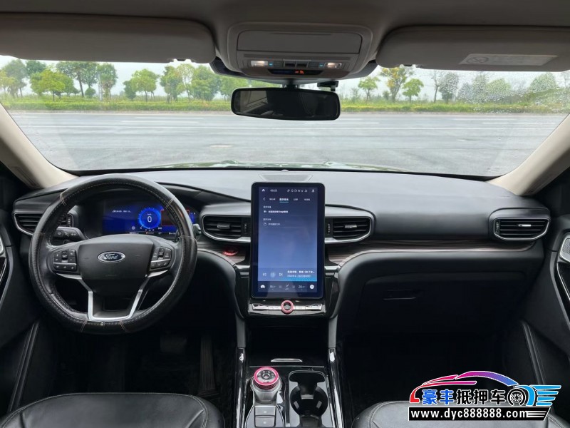 22年福特探险者轿车抵押车出售