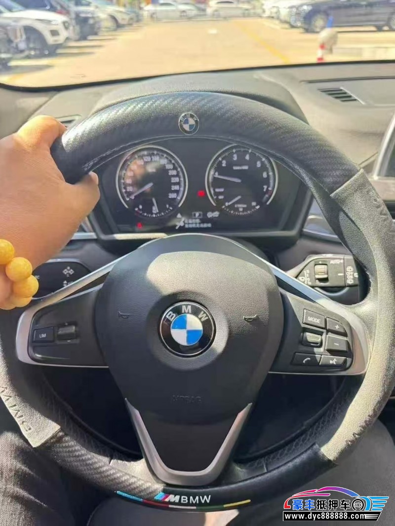 19年宝马X1轿车抵押车出售