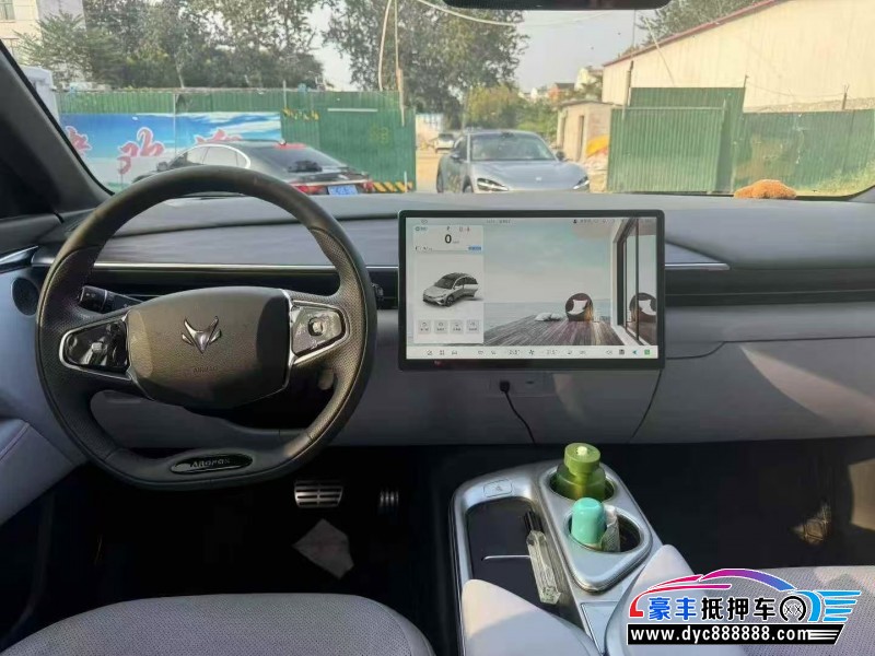 24年极狐阿尔法T轿车抵押车出售