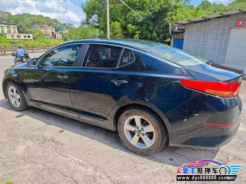 16年起亚K5轿车抵押车出售