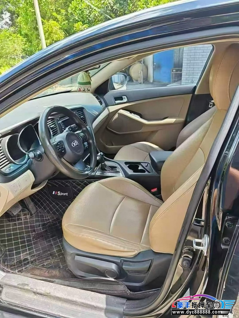 16年起亚K5轿车抵押车出售