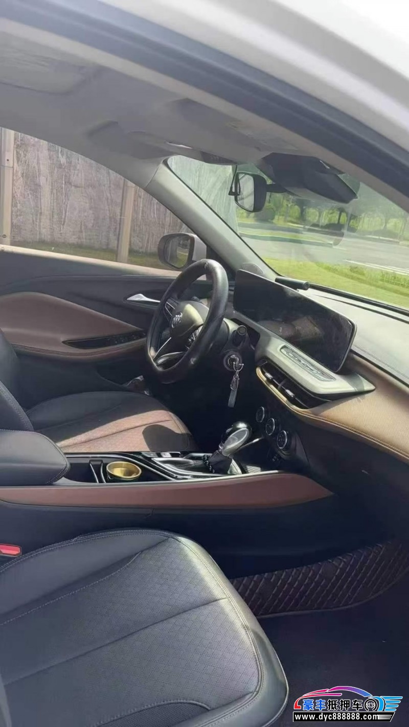 22年别克威朗轿车抵押车出售