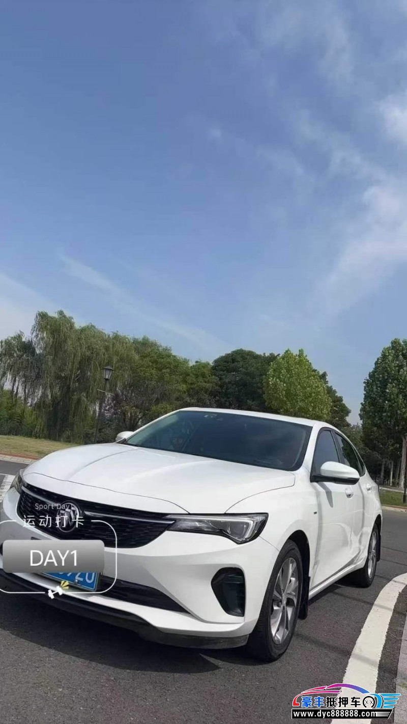 22年别克威朗轿车抵押车出售