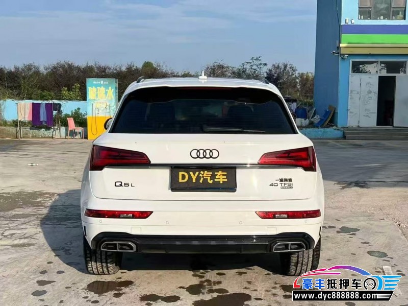 24年奥迪Q5轿车抵押车出售