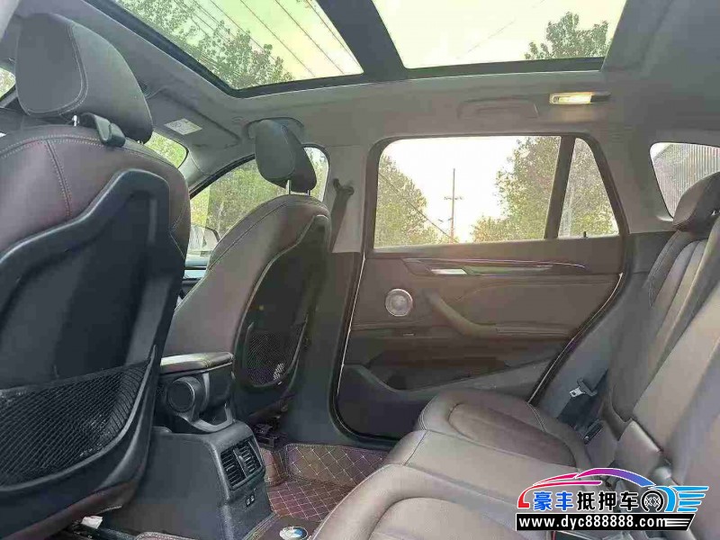 21年宝马X1轿车抵押车出售