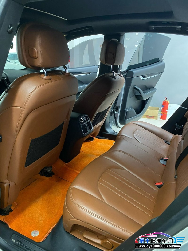 18年玛莎拉蒂Levante轿车抵押车出售