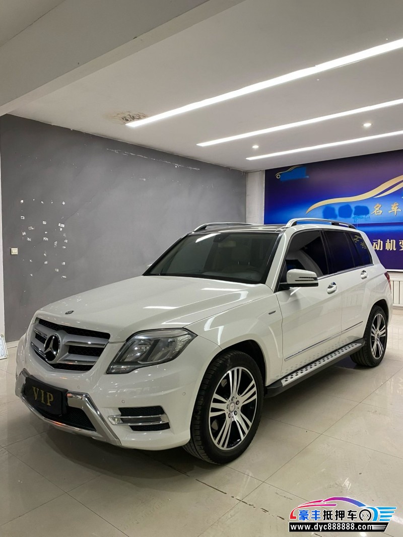 15年奔驰GLK轿车抵押车出售