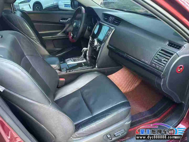 12年丰田锐志轿车抵押车出售