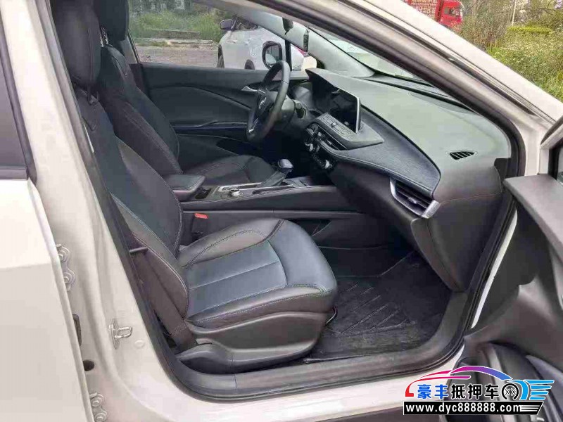 23年别克微蓝轿车抵押车出售